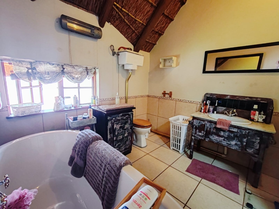 4 Bedroom Property for Sale in Van Der Hoff Park North West